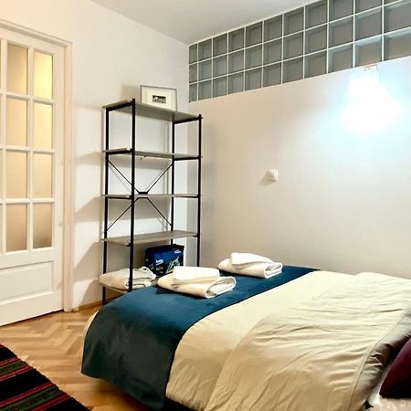 Appartement Bârlog à Braşov Extérieur photo