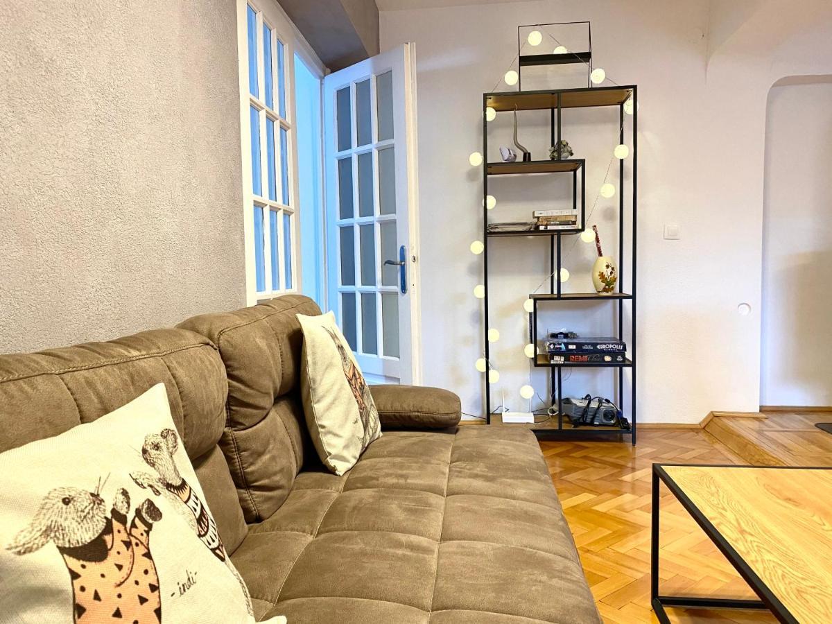 Appartement Bârlog à Braşov Extérieur photo