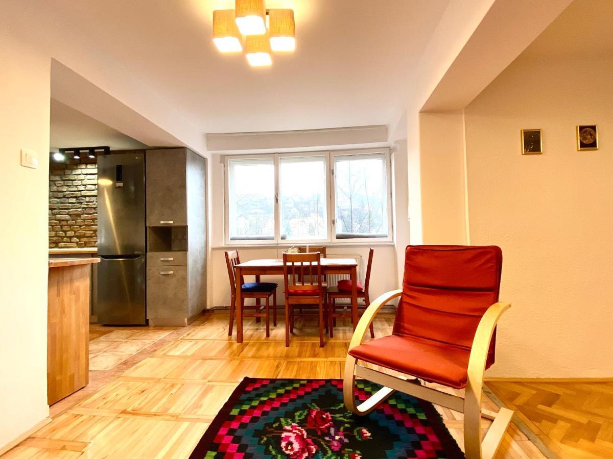 Appartement Bârlog à Braşov Extérieur photo